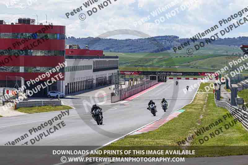 cadwell no limits trackday;cadwell park;cadwell park photographs;cadwell trackday photographs;enduro digital images;event digital images;eventdigitalimages;navarra;no limits trackdays;peter wileman photography;racing digital images;trackday digital images;trackday photos